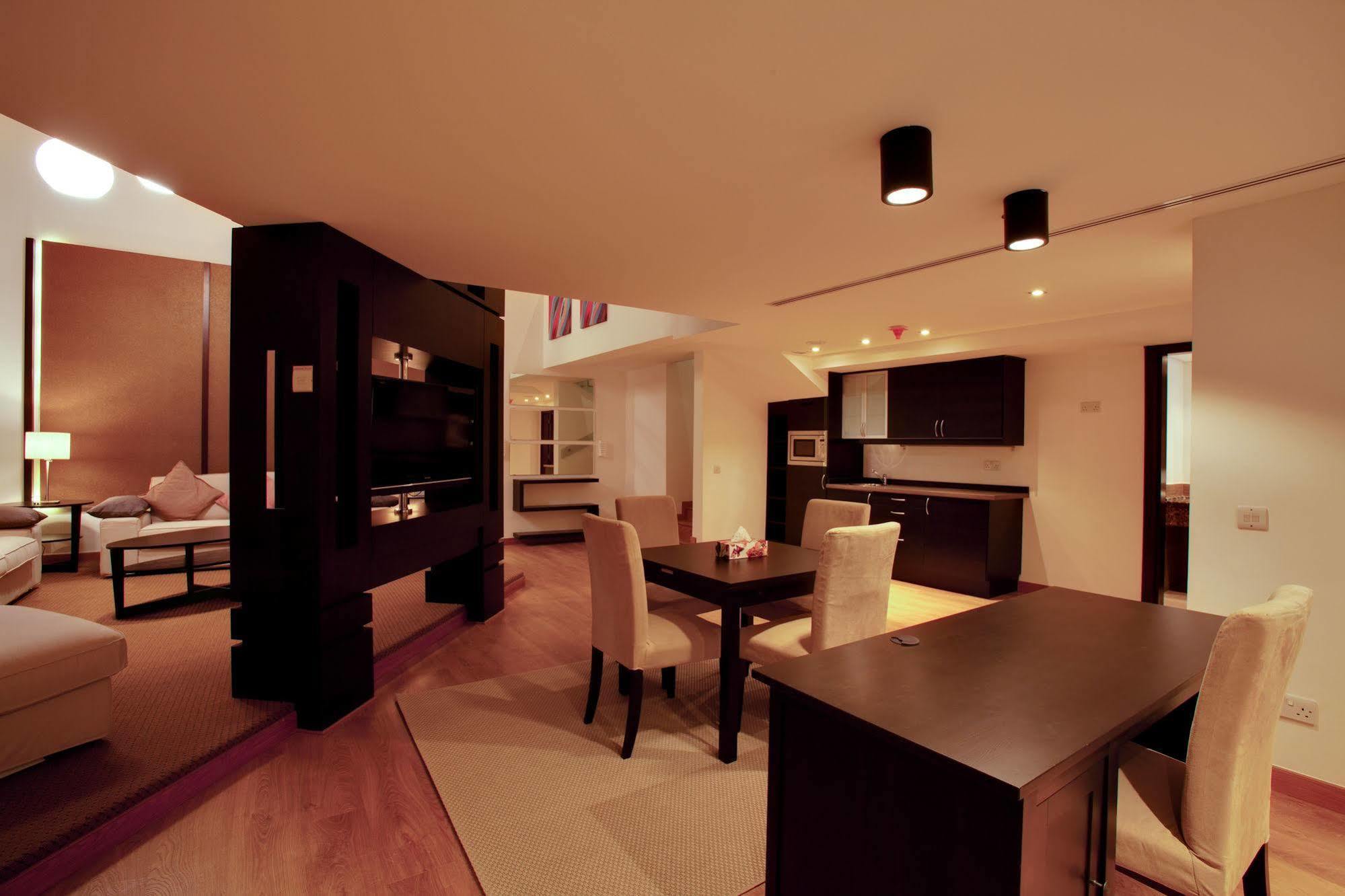 The Rester Hotel Kuwait City Eksteriør billede